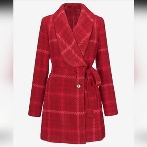 Cabi Evita coat 2022 collection coat